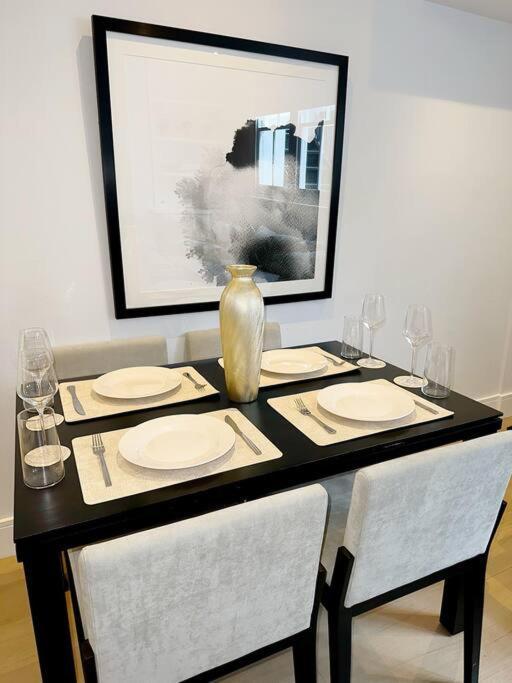 Londwell, Luxe And Leaves, Chelsea Flat With Private Garden Apartamento Londres Exterior foto